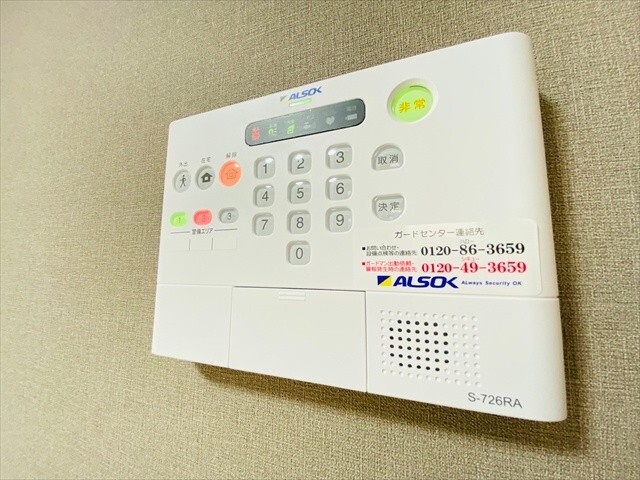 セキュリティ　同一建物内１０６号室内装写真転載