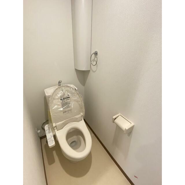 トイレ　※他のお部屋の参考写真です