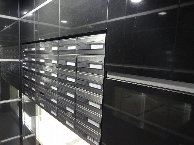 その他共有部分　受け取り楽々の集合ポスト完備
