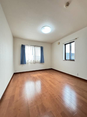 その他部屋・スペース　使い勝手のいい寝室です