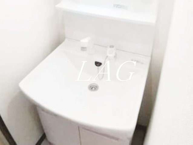 洗面設備　洗面台です。