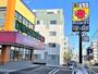 ドラックストア　ドラッグストアモリ 子平町店（ドラッグストア）まで103m