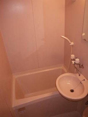 バス・シャワールーム　別部屋参考写真