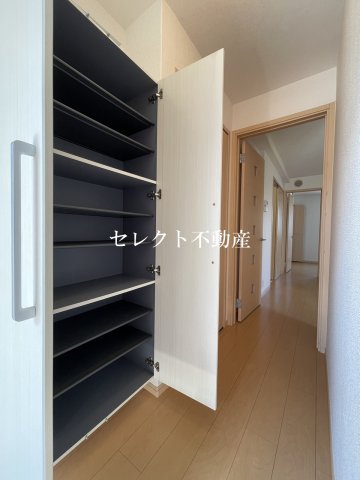 玄関　ゆったりとした玄関です
