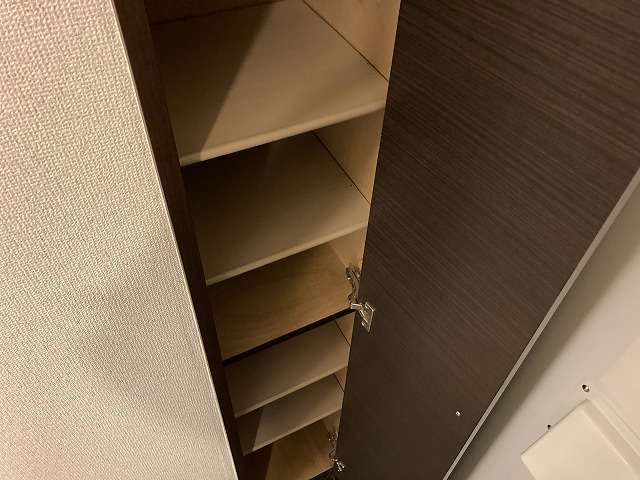 玄関　下駄箱