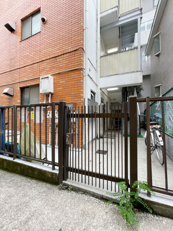 その他　エントランス