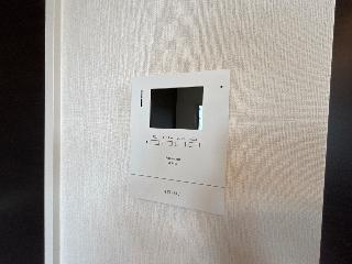 セキュリティ　カメラ付インターホン（イメージ）