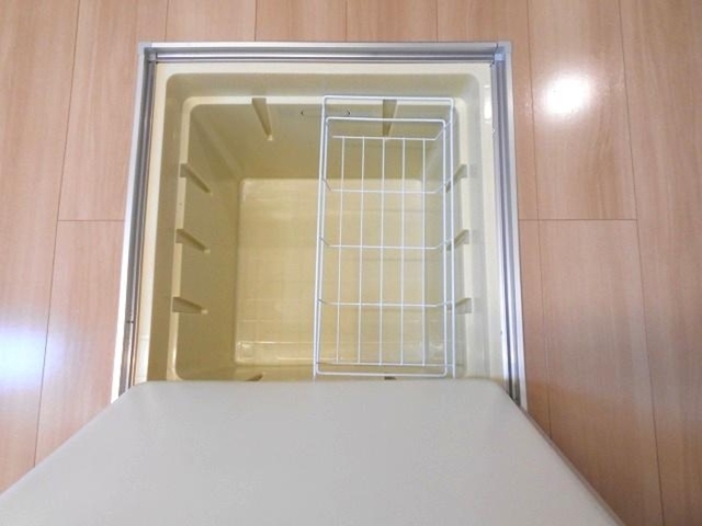 収納　床下収納