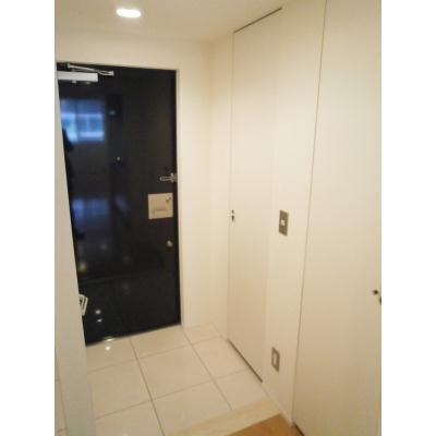 玄関　※別室参考写真