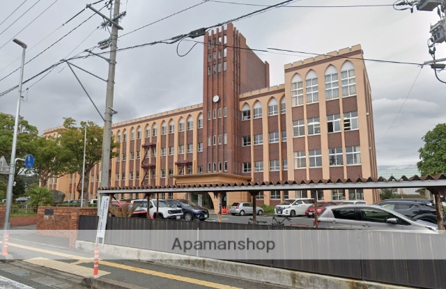 中学校　東中学校（中学校）まで934m