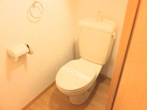 トイレ　バストイレ別