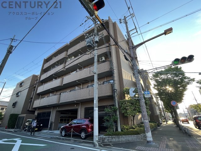 建物外観　オートロック付きで安心のセキュリティ♪
