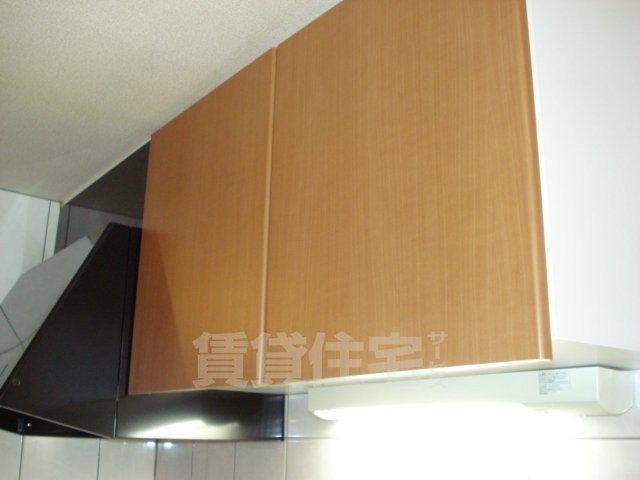 その他設備　キッチン上部棚（イメージ）