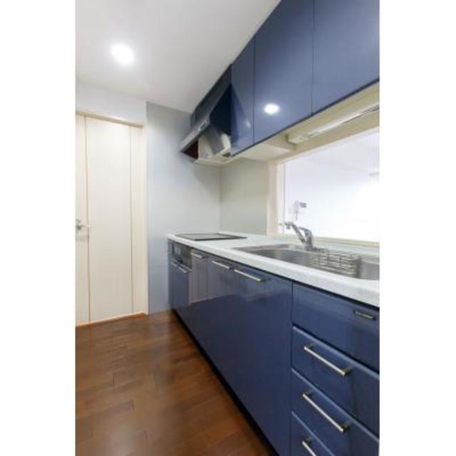 キッチン　※写真は同タイプ住戸です。