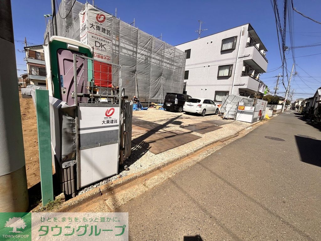 エントランス　駐車場
