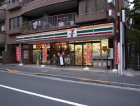コンビニ　セブンイレブン都立文京高校前店（コンビニ）まで824m