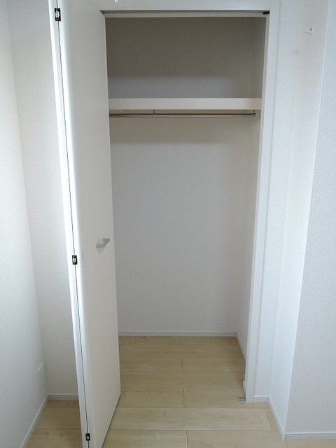 収納　クローゼット完備です。