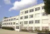 小学校　高槻市立富田小学校（小学校）まで606m