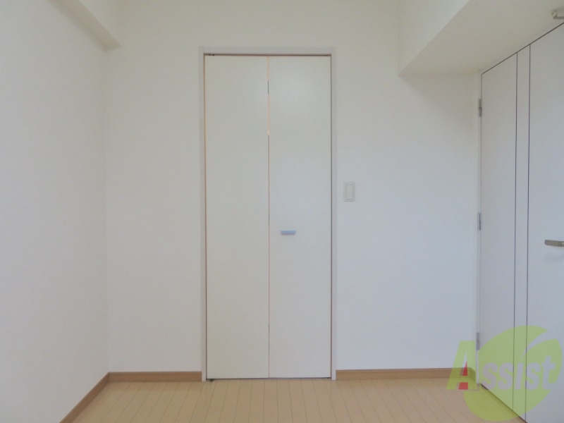 収納　洋室のクローゼット。広さは十分そうです。