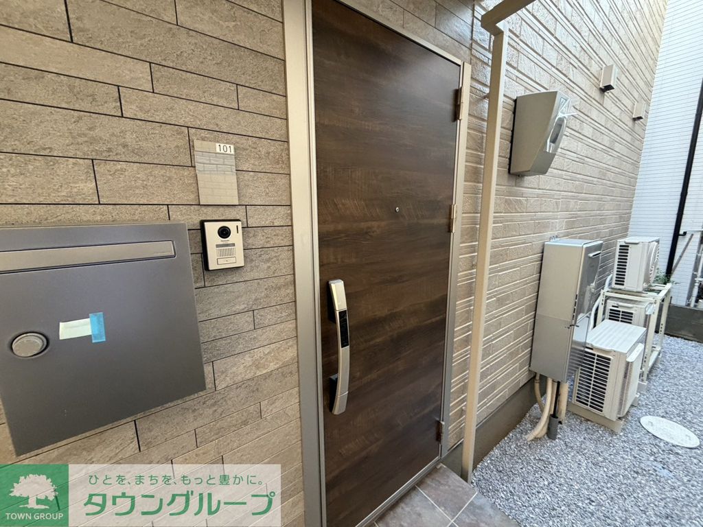 玄関　エントランス