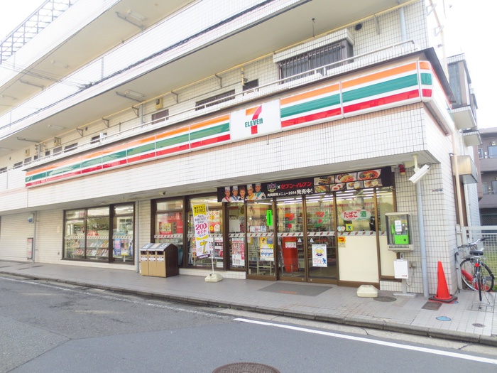 コンビニ　セブンイレブン横浜太尾町店（コンビニ）まで850m