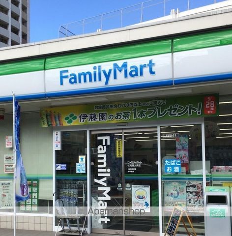 コンビニ　ファミリーマート伏見通大須店（コンビニ）まで600m