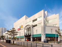 ショッピングセンター　マルヤマクラス（ショッピングセンター）まで597m