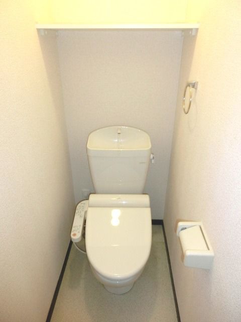 トイレ　ウォシュレットです。要望の多い設備です！