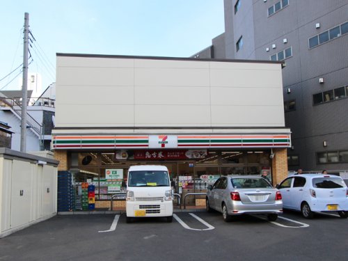 コンビニ　セブンイレブン 北区田端駅東店（コンビニ）まで115m