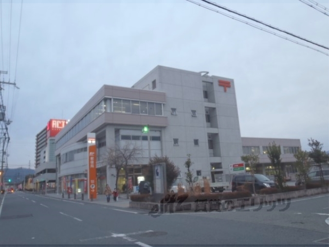 郵便局　堅田郵便局（郵便局）まで700m