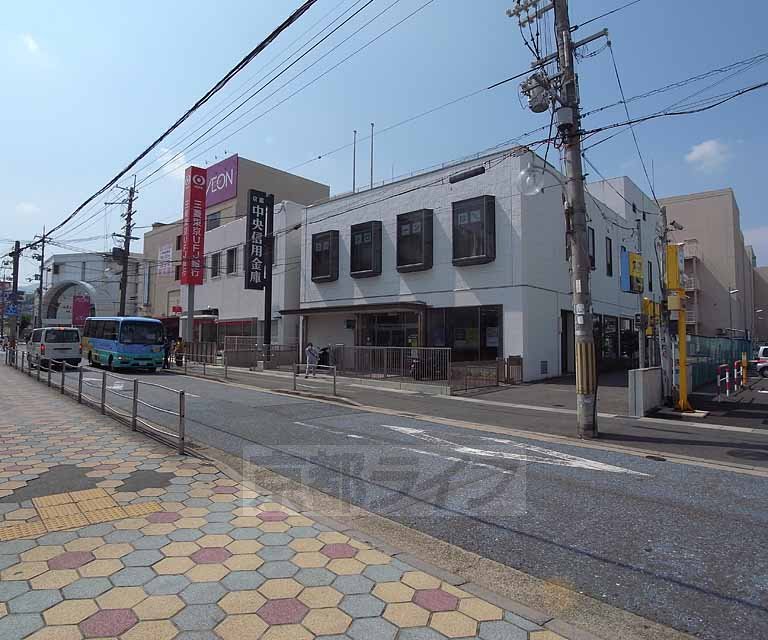 銀行　京都中央信用金庫 東向日支店（銀行）まで1050m