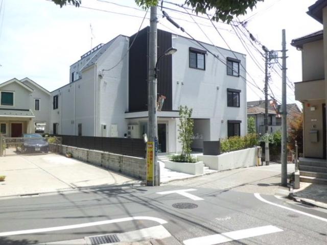 駐車場　外観