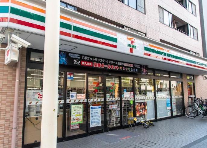 コンビニ　コンビニ（コンビニ）まで120m