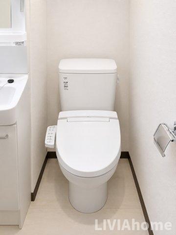 トイレ　同シリーズの参考写真です。実際の設備・内装は現況を優先とさせ