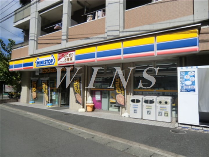 コンビニ　ミニストップ 生田駅南口店（コンビニ）まで630m