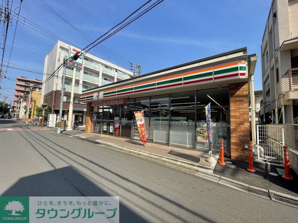 コンビニ　セブン-イレブン 北浦和駅東店（コンビニ）まで180m