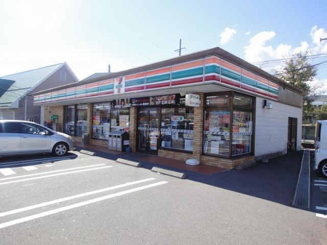 コンビニ　セブンイレブン（コンビニ）まで160m