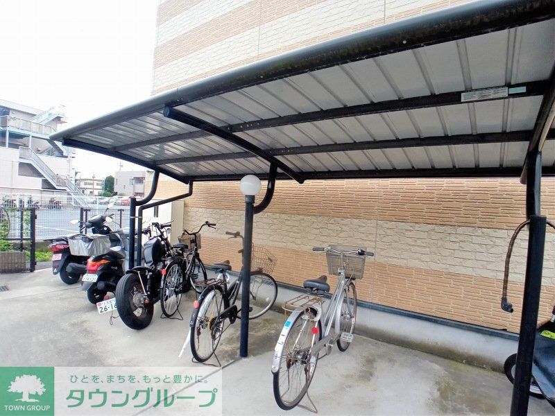 その他共有部分　駐輪場完備