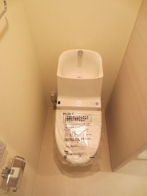 トイレ　トイレ