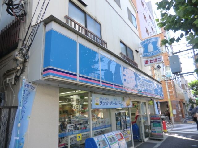コンビニ　ローソン田端新町2丁目店（コンビニ）まで70m