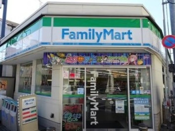 コンビニ　ファミリーマート 永福町駅南店（コンビニ）まで631m