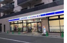 コンビニ　ローソン・スリーエフ 新城店（コンビニ）まで429m