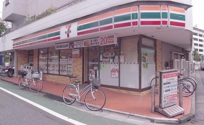 コンビニ　セブンイレブン 練馬高松１丁目店（コンビニ）まで516m