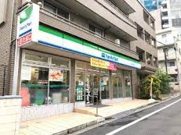 コンビニ　ファミリーマート 代々木三丁目店（コンビニ）まで249m