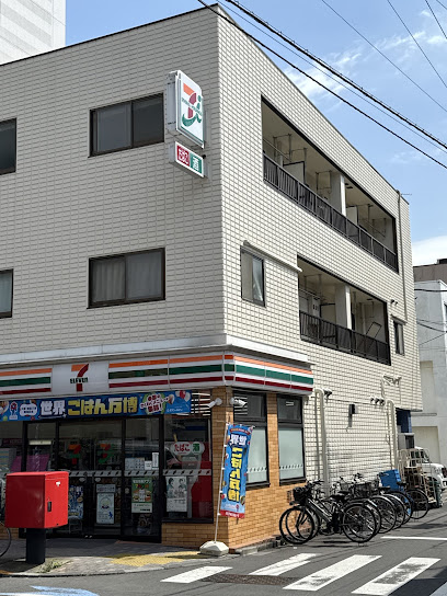 コンビニ　セブンイレブン 浅草店（コンビニ）まで151m