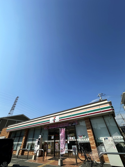 コンビニ　セブンイレブン堺深井水池町店（コンビニ）まで435m