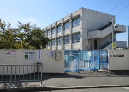 小学校　堺市立家原寺小学校（小学校）まで695m
