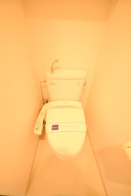 トイレ　★洗浄機付きの洋式トイレです★