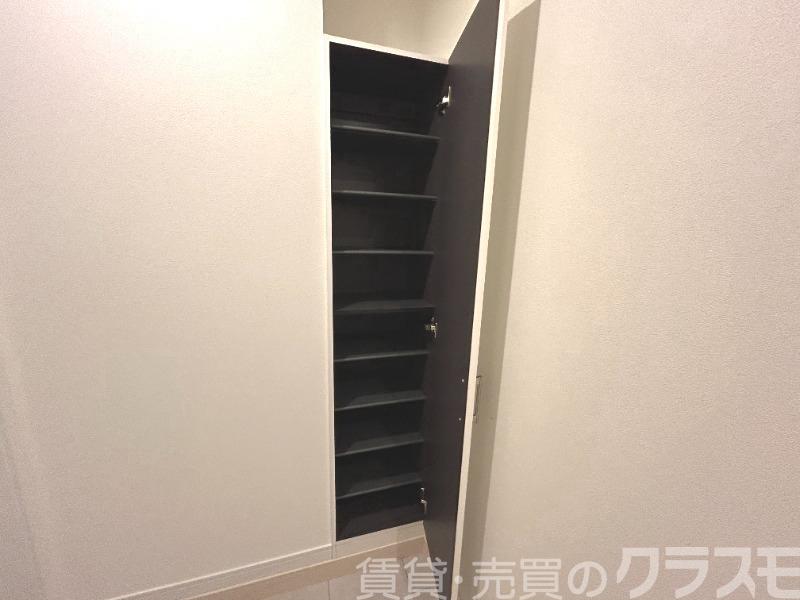 玄関　トールタイプのシューズボックスあり♪
