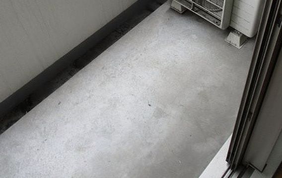 バルコニー　セピアスタジオ